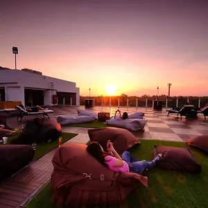 https://the-sintesa-jimbaran.hotelsseminyak.net