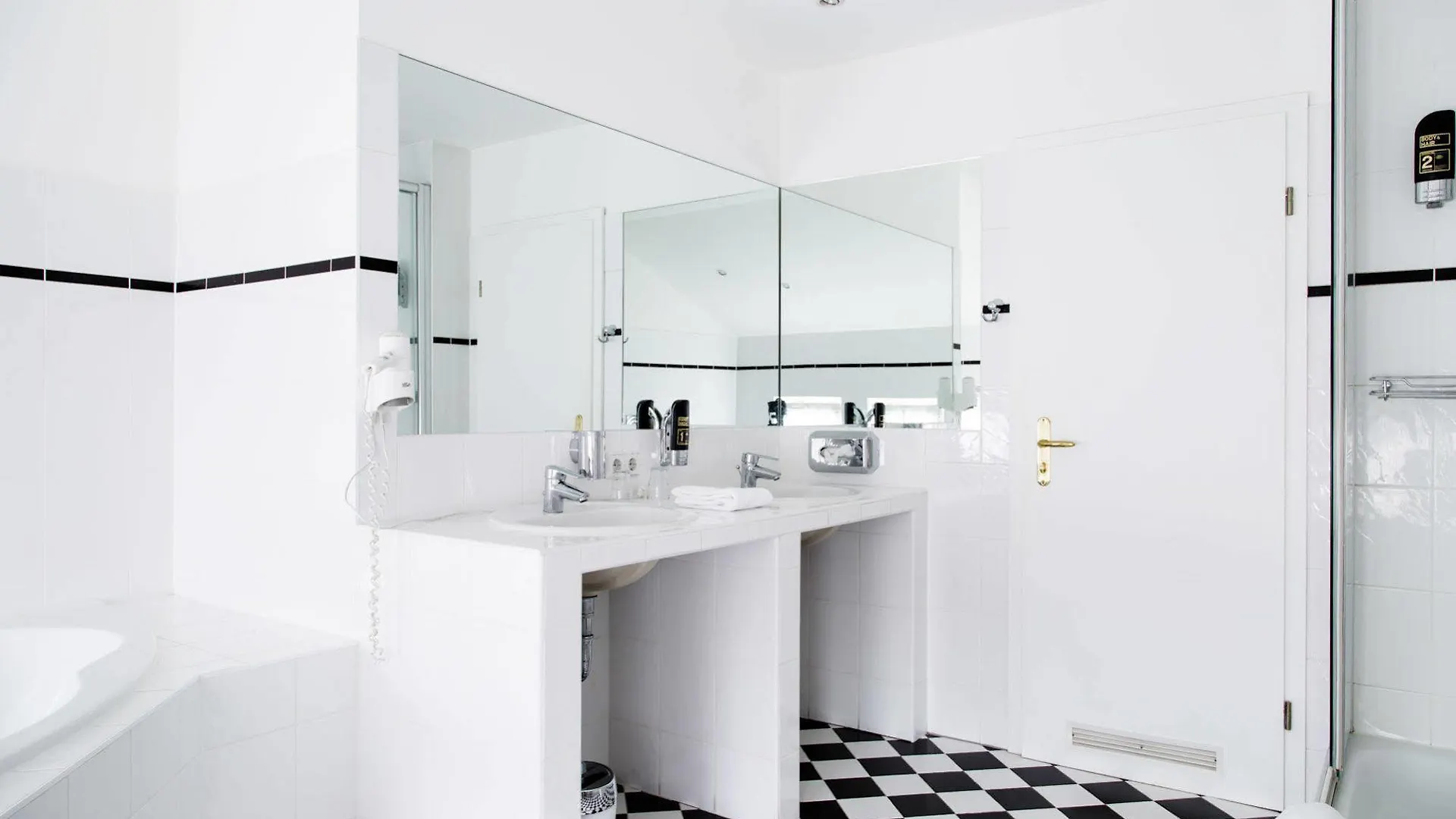 ****  ברלין Hotel Residenz Begaswinkel גרמניה